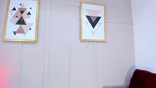 Snapshot of Violetta_0 chatting on March 4, 5:56 pm Violetta 0 online show from March 4, 5:56 pm