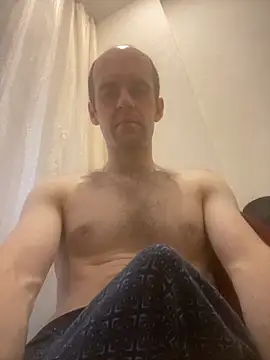 LynnAhNight online show from September 23, 3:20 am