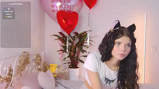 Maytaai online show from February 12, 12:05 am