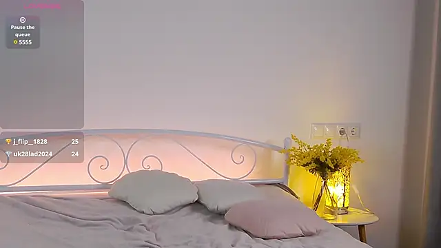 Maytaai online show from February 25, 12:14 am