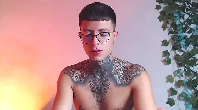 7 Saturno 7 online show from March 13, 4:05 am