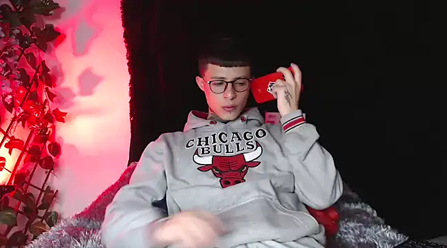 7 Saturno 7 online show from March 19, 3:30 am