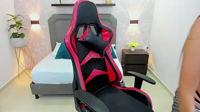 Snapshot of keithy_sex chatting on March 11, 7:14 pm keithy sex online show from March 11, 7:14 pm