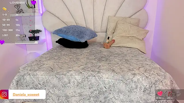 Snapshot of Danielaangelina chatting on November 4, 6:34 am Danielaangelina online show from November 4, 6:34 am