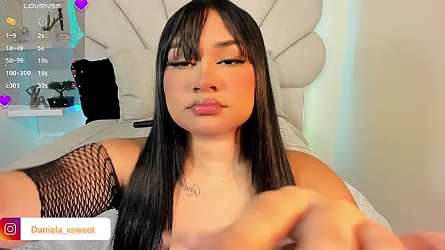 Snapshot of Danielaangelina chatting on November 17, 6:19 am Danielaangelina online show from November 17, 6:19 am