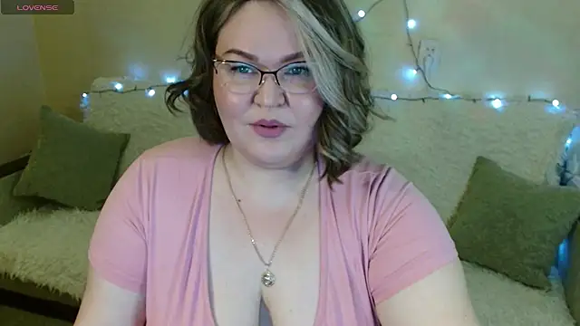 Snapshot of Vivien__wet chatting on February 4, 11:16 pm Vivien wet online show from February 4, 11:16 pm