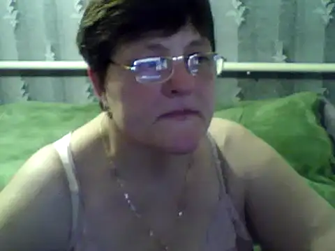 Snapshot of ElzaJewel chatting on March 21, 7:57 pm ElzaJewel online show from March 21, 7:57 pm