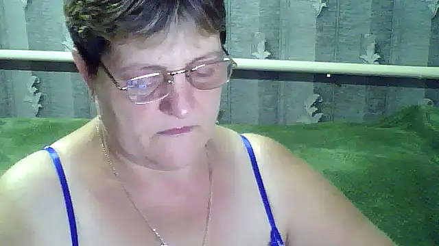 Snapshot of ElzaJewel chatting on September 8, 4:50 pm ElzaJewel online show from September 8, 4:50 pm