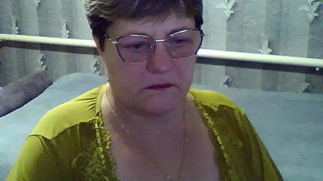 Snapshot of ElzaJewel chatting on November 10, 6:34 am ElzaJewel online show from November 10, 6:34 am