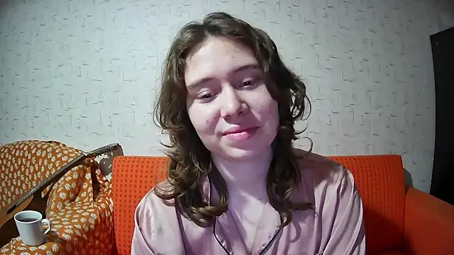 girliemilk online show from November 24, 5:34 pm