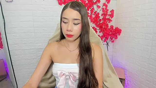 BarbieGirl    online show from November 11, 5:40 am