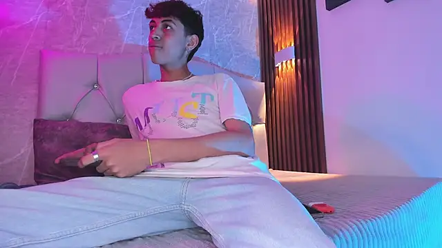 Allen Starck online show from February 11, 4:02 pm