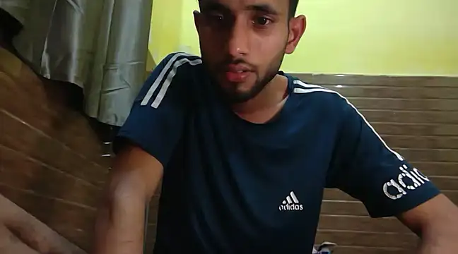 Queen Couple online show from February 10, 5:30 pm