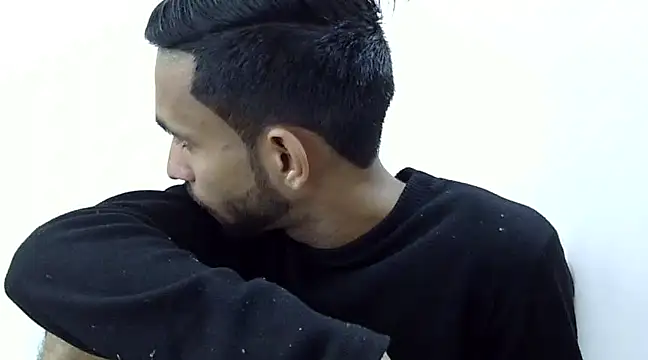 Queen Couple online show from February 22, 5:55 am