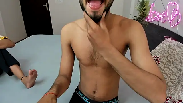 Queen Couple online show from September 21, 3:41 am