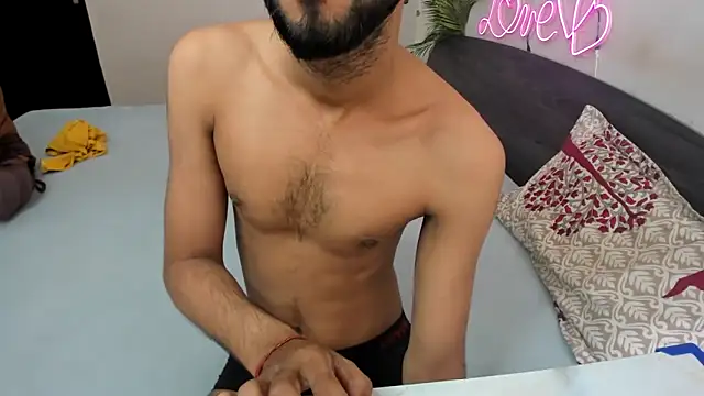 Queen Couple online show from September 25, 6:17 am