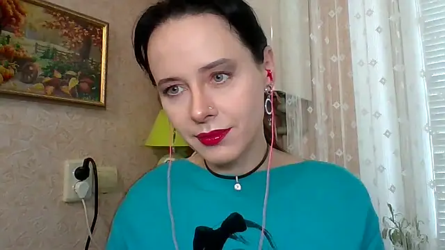 LuminousLady online show from September 23, 7:33 am