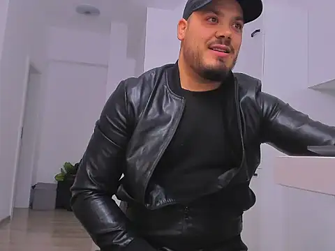 ZackMasterss online show from November 13, 1:26 am