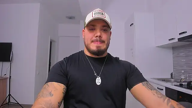 ZackMasterss online show from December 17, 10:49 pm