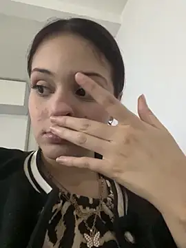 Snapshot of AngelRuby chatting on September 13, 3:17 am AngelRuby online show from September 13, 3:17 am