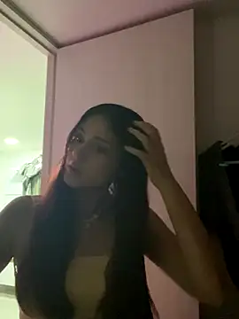 Snapshot of AngelRuby chatting on November 22, 1:37 am AngelRuby online show from November 22, 1:37 am