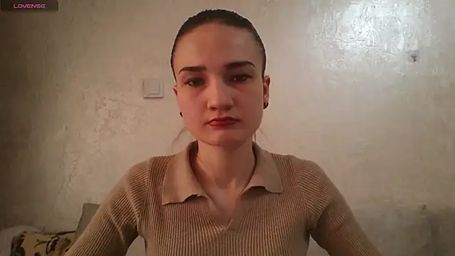 RoyalDessertt online show from March 5, 7:16 am