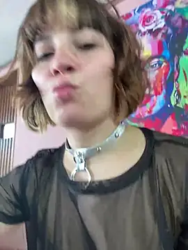 Snapshot of Maggie_Geller chatting on February 5, 8:04 pm Maggie Geller online show from February 5, 8:04 pm