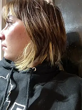 Snapshot of Maggie_Geller chatting on March 8, 2:34 am Maggie Geller online show from March 8, 2:34 am