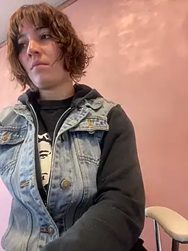 Snapshot of Maggie_Geller chatting on March 17, 3:18 pm Maggie Geller online show from March 17, 3:18 pm