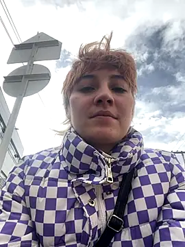 Snapshot of Maggie_Geller chatting on October 20, 8:42 pm Maggie Geller online show from October 20, 8:42 pm