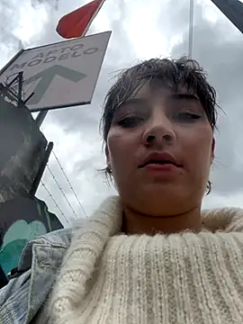 Snapshot of Maggie_Geller chatting on November 13, 3:55 pm Maggie Geller online show from November 13, 3:55 pm