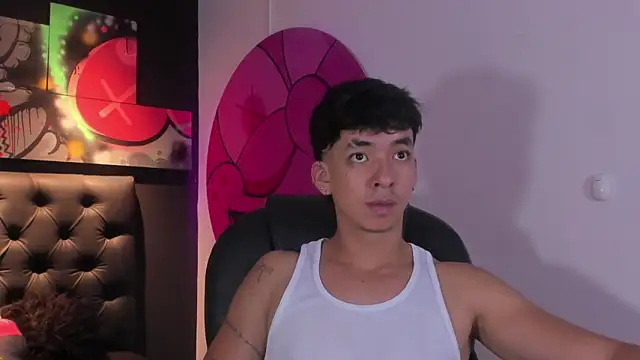 Snapshot of ISAAC_CRYSTON chatting on September 13, 7:57 pm ISAAC CRYSTON online show from September 13, 7:57 pm