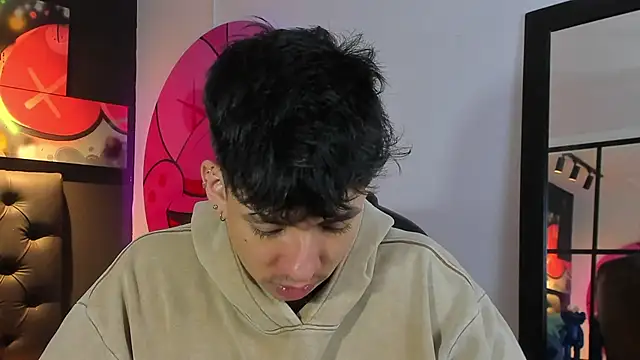 Snapshot of ISAAC_CRYSTON chatting on September 18, 7:38 pm ISAAC CRYSTON online show from September 18, 7:38 pm