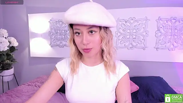 cloe palmer online show from February 4, 8:28 pm