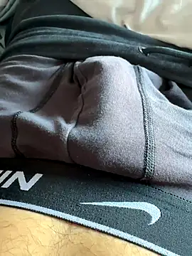 polpolo21 online show from December 2, 2:12 pm