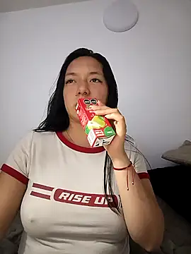 Snapshot of CuteHarper chatting on October 10, 3:05 am CuteHarper online show from October 10, 3:05 am