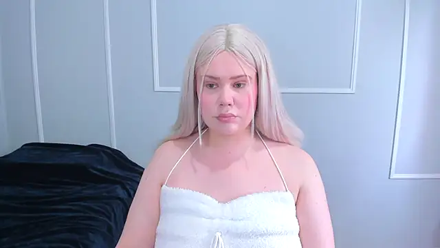  leana  online show from October 24, 5:31 pm