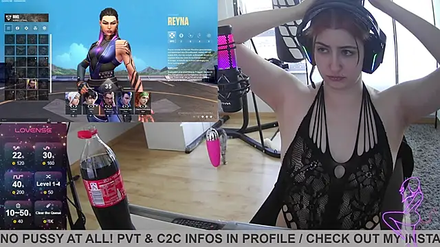 Snapshot of Gamergirl-Linela chatting on February 23, 4:13 pm Gamergirl-Linela online show from February 23, 4:13 pm