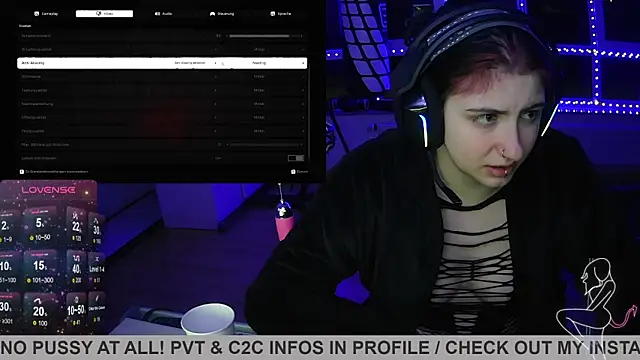 Snapshot of Gamergirl-Linela chatting on March 19, 1:32 am Gamergirl-Linela online show from March 19, 1:32 am