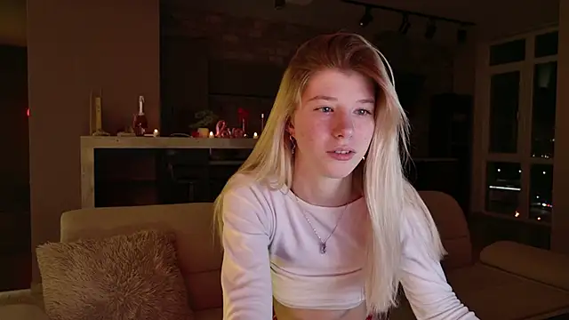 Bella amory online show from February 24, 7:19 pm