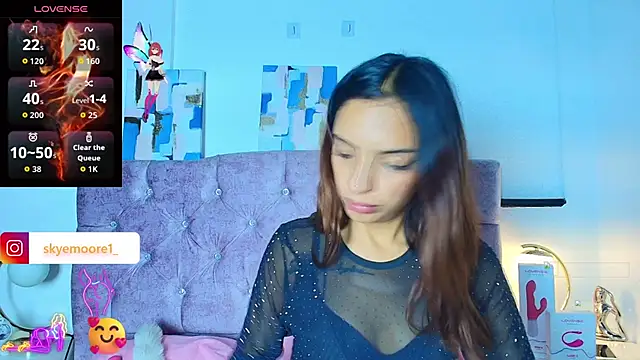 Skye Moore online show from October 2, 6:48 pm