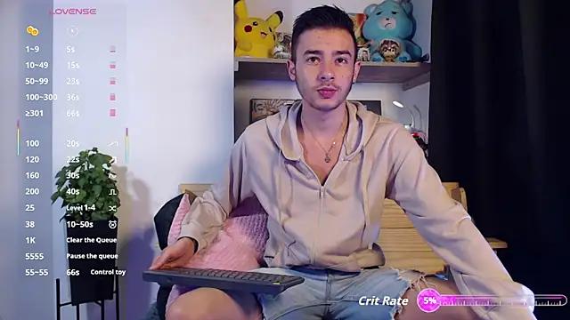 kyle clint07 online show from October 5, 8:51 pm