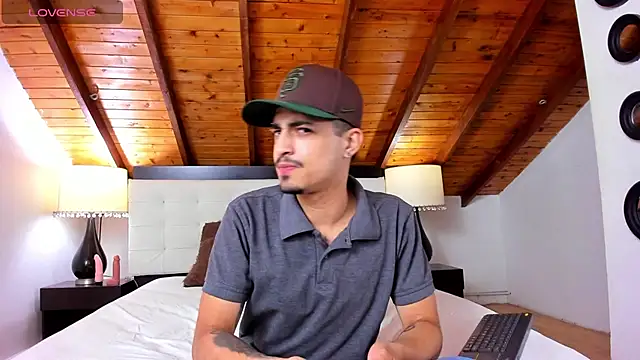 Sebastian Berne online show from February 15, 7:06 pm