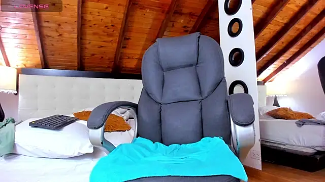 Sebastian Berne online show from March 12, 1:36 am