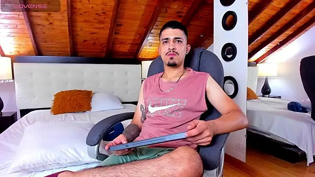 Sebastian Berne online show from March 12, 11:33 pm