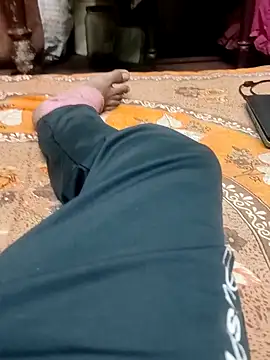 Yashkumar 0697 online show from February 9, 7:30 pm