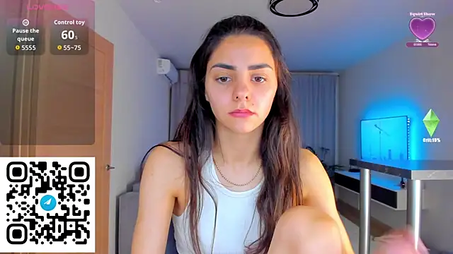 EmiliaZen online show from November 15, 3:52 pm