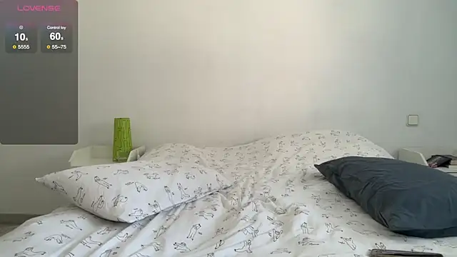 xdaisyhansen online show from February 25, 11:08 am