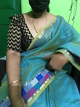 Snapshot of niiveditha chatting on March 17, 12:46 pm niiveditha online show from March 17, 12:46 pm