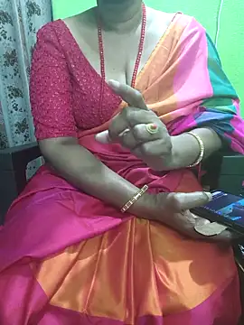 Snapshot of niiveditha chatting on December 14, 1:38 pm niiveditha online show from December 14, 1:38 pm